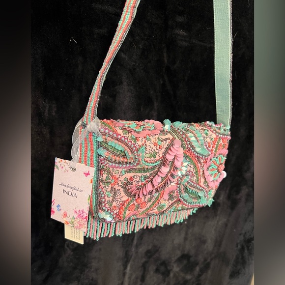🩷MADE IN INDIA HANDMADE VIRAL Paisley Sling Bag🩷NWT - Picture 10 of 17